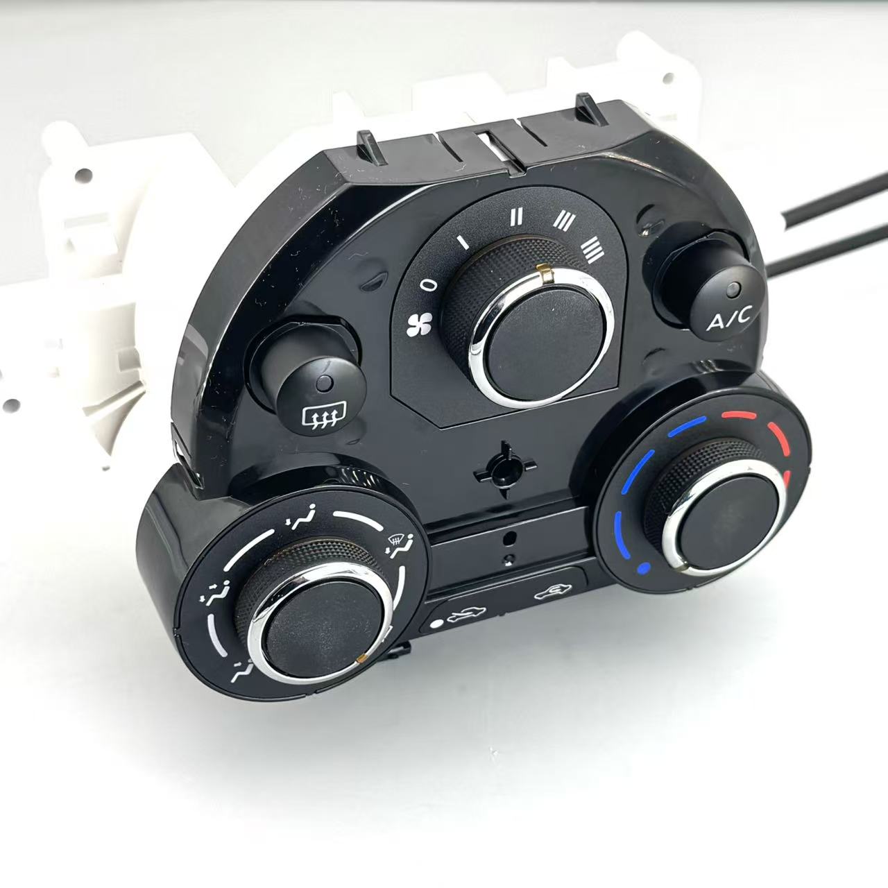 国内版新阳光空调面板（带拉线）27513-9KK0A,FOR:NIssan Sunny11-13 AC control panel 27513-9KK0A